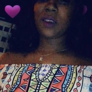 Meet your Posher, Paula